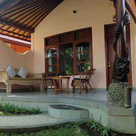 1000 Dream Bungalow Lovina  Exterior photo